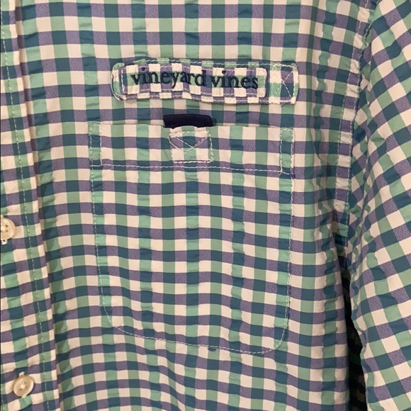 Vineyard vines harbor shirt like new - Picture 3 of 5